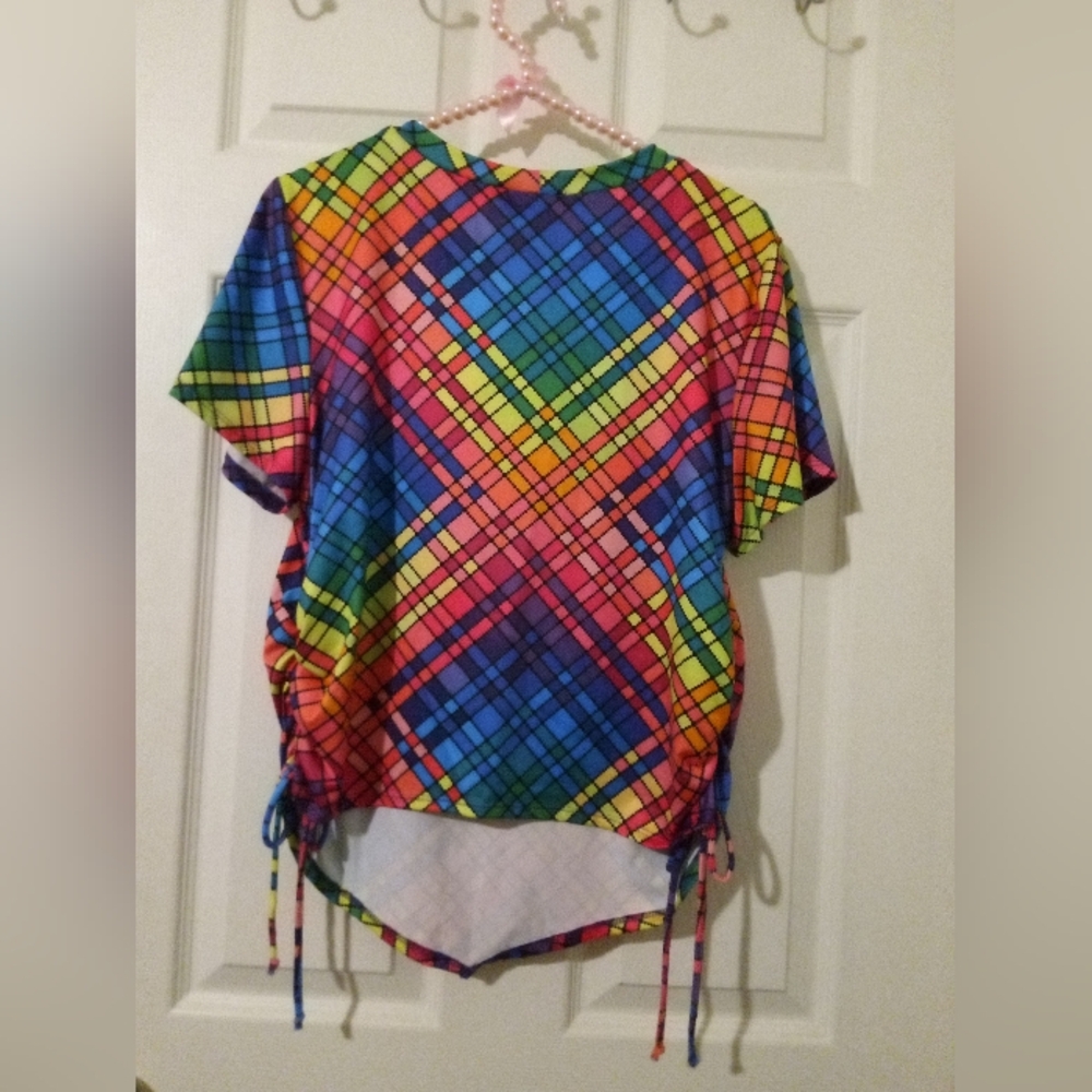(Clearance) Julia colorful runched top - Picture 2 of 3